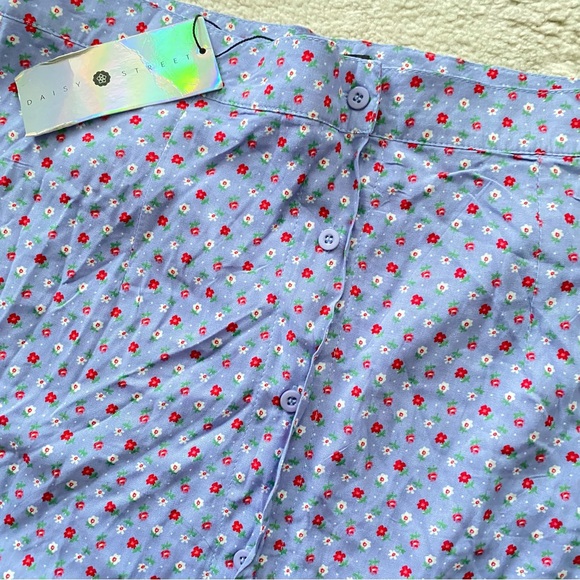 Daisy Street Purple button through mini skirt in vintage ditsy floral - Picture 8 of 10